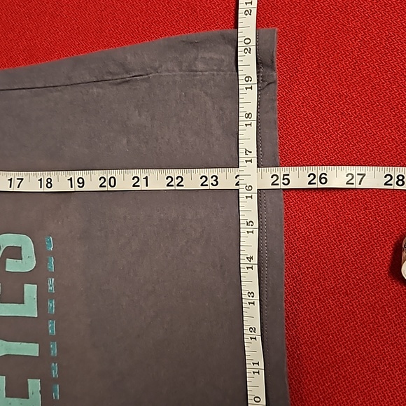 'I'm not sleeping I'm just resting my eyes' graphic tee Large - Picture 5 of 6